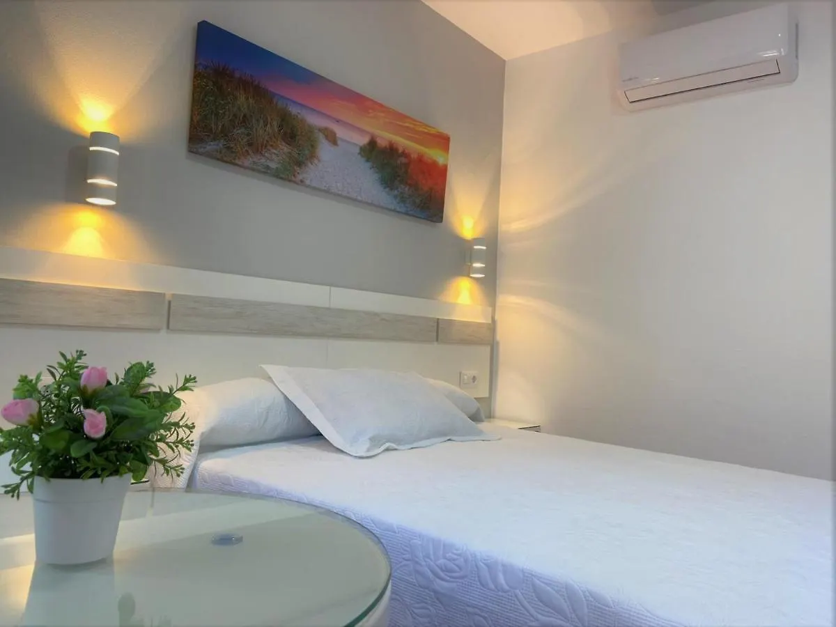 Hostal Los Mellizos Conil De La Frontera 5*,