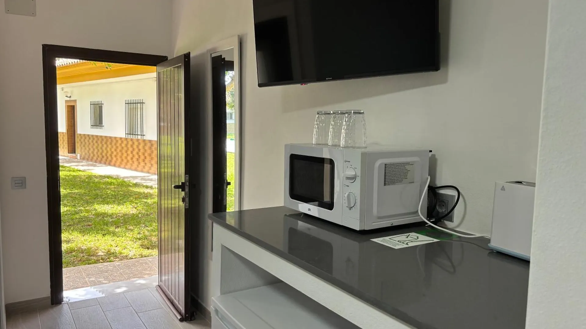 Hostal Los Mellizos Conil De La Frontera Spagna