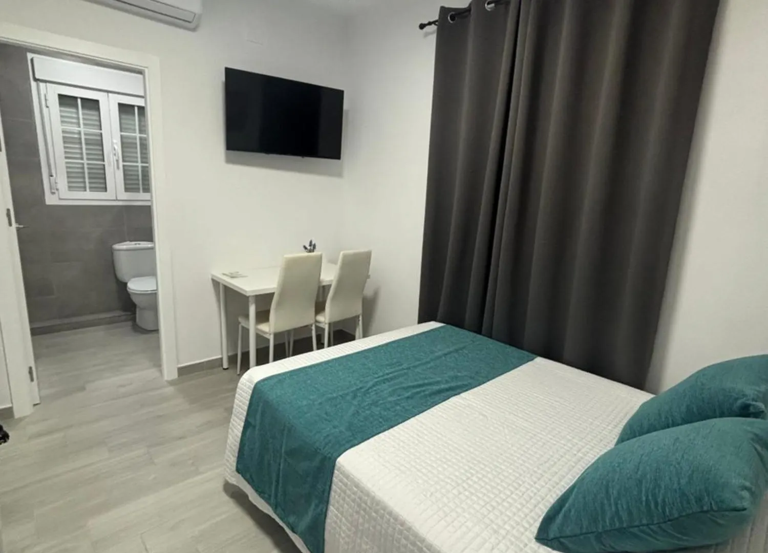 ***** Guest house Hostal Los Mellizos Conil De La Frontera Spain