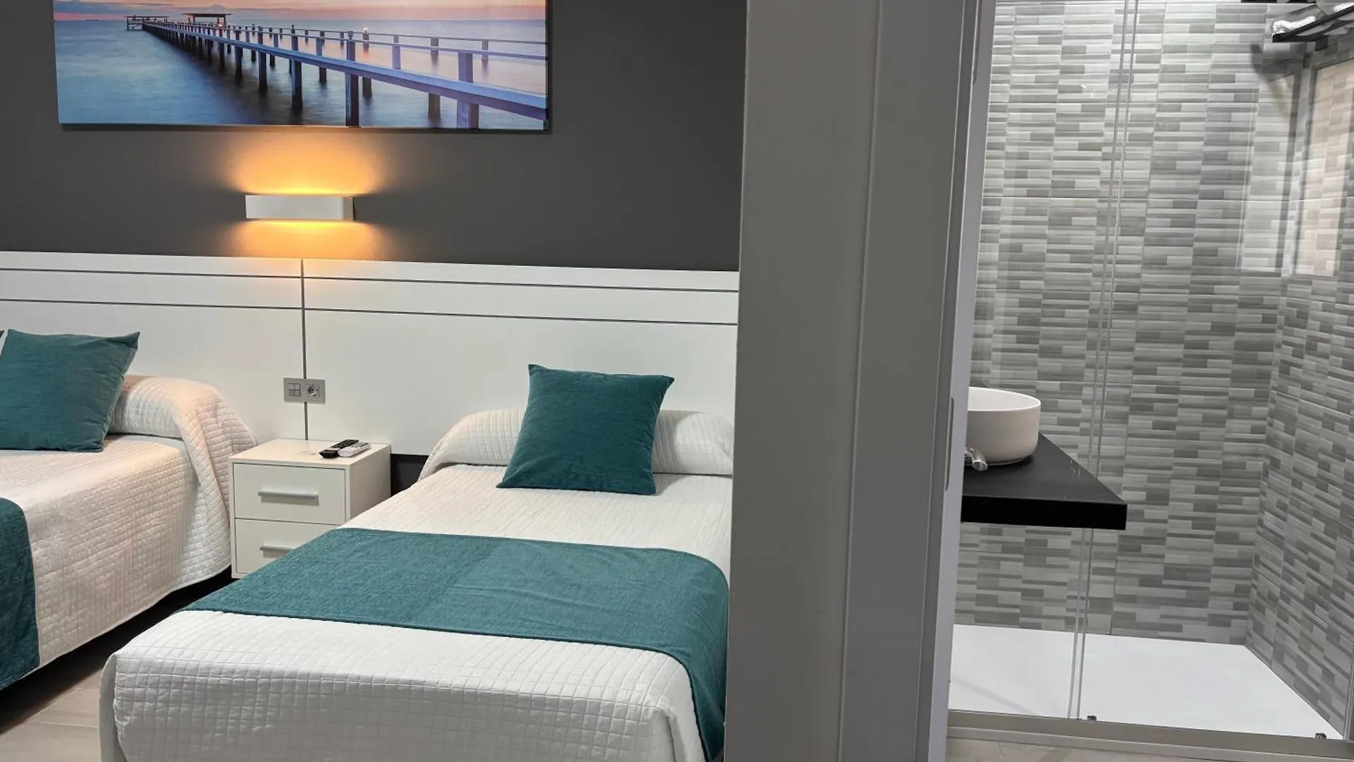 Hostal Los Mellizos Conil De La Frontera Guest house