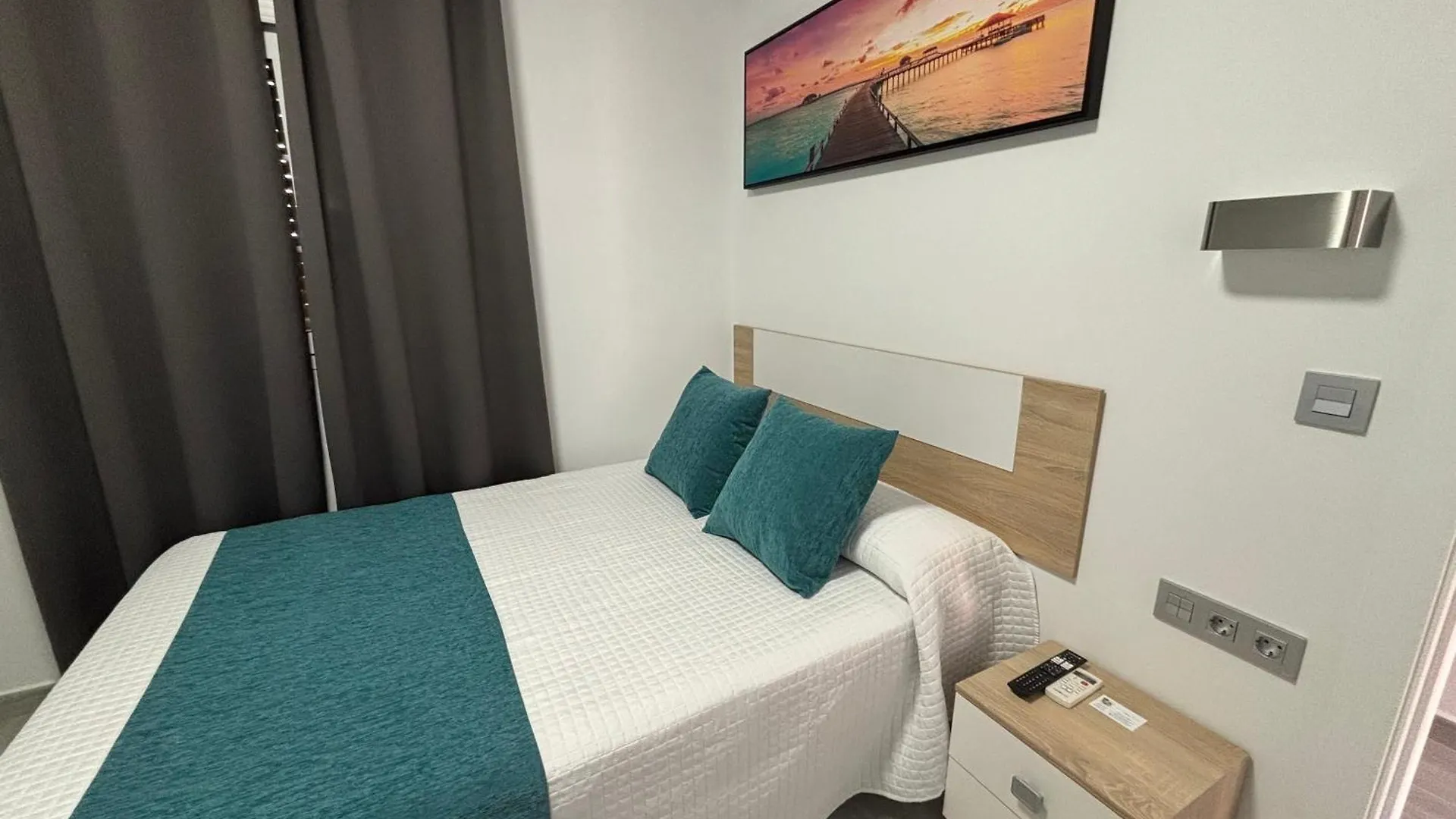 Hostal Los Mellizos Conil De La Frontera Guest house